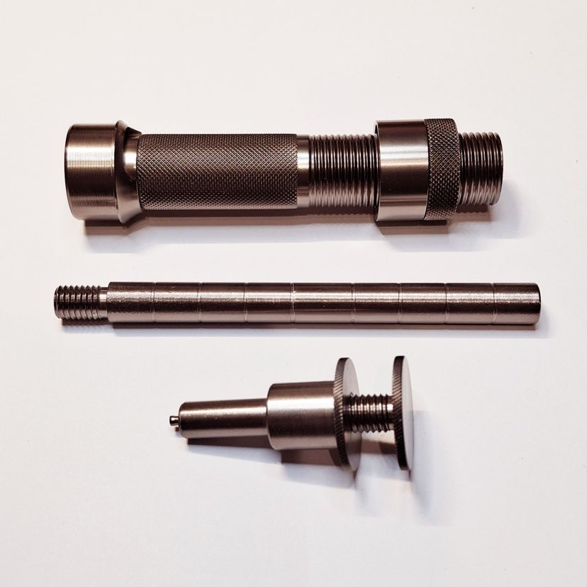 Porte moulinet aluminium fumé